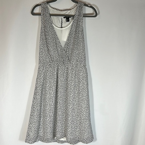 H&M Black & White Speckled Mini Chiffon Dress NWT - Picture 1 of 9